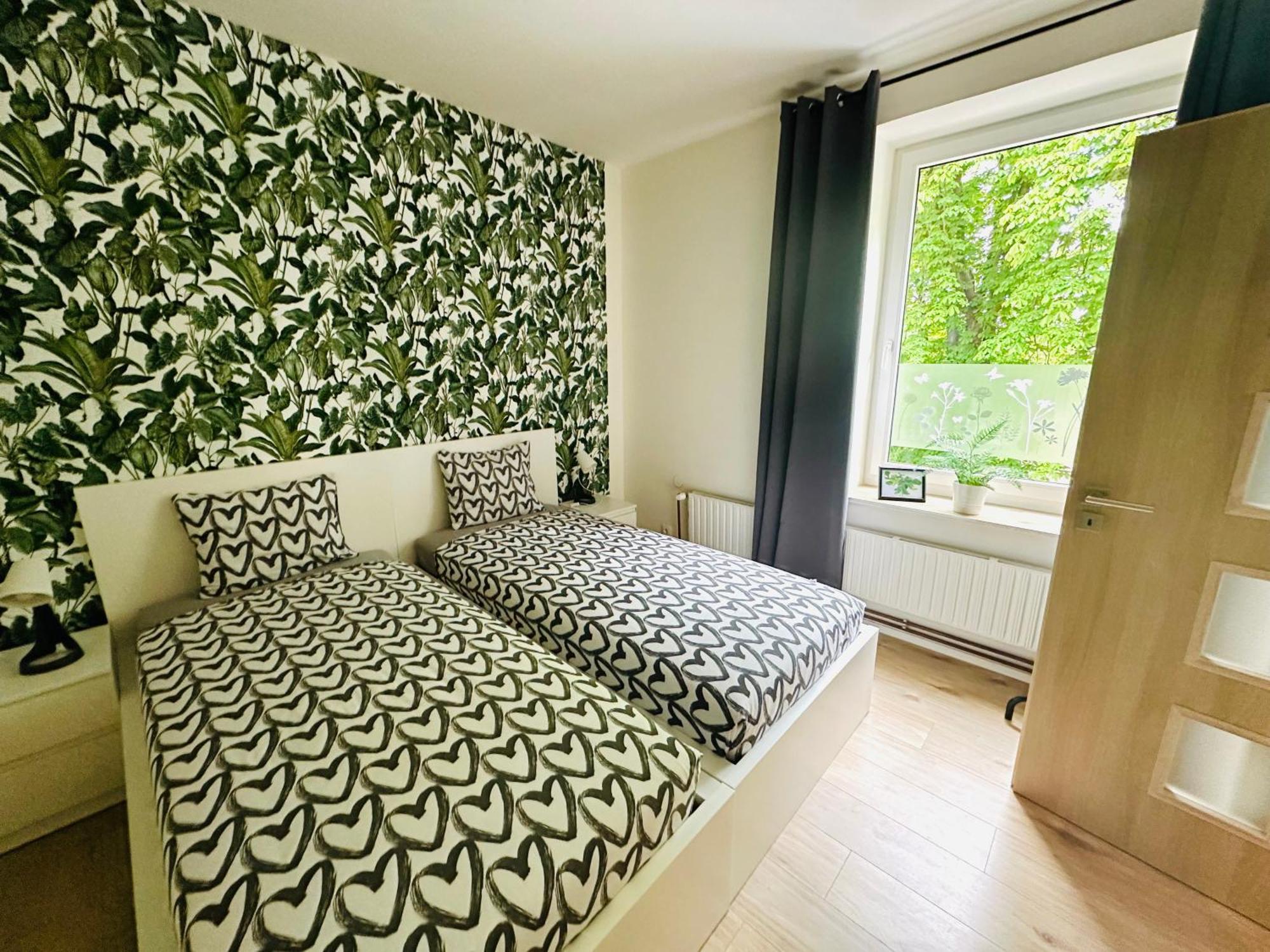 Apartmany Luxor เชสกาลีปา ภายนอก รูปภาพ